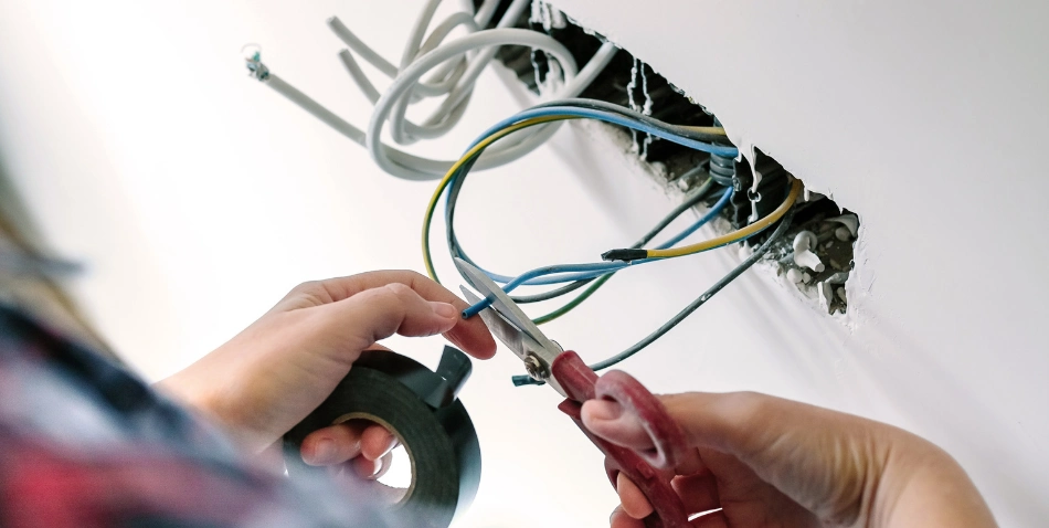 delcollo outlet installation